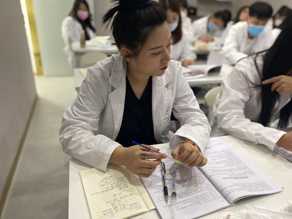 宿州微整培訓課程 在線咨詢學習，開啟專業醫美新篇章